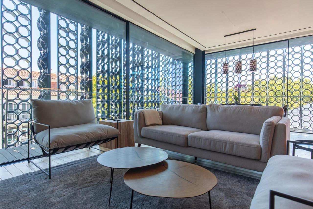 New Luxury Building In The Heart Of Apartamento Cascaes